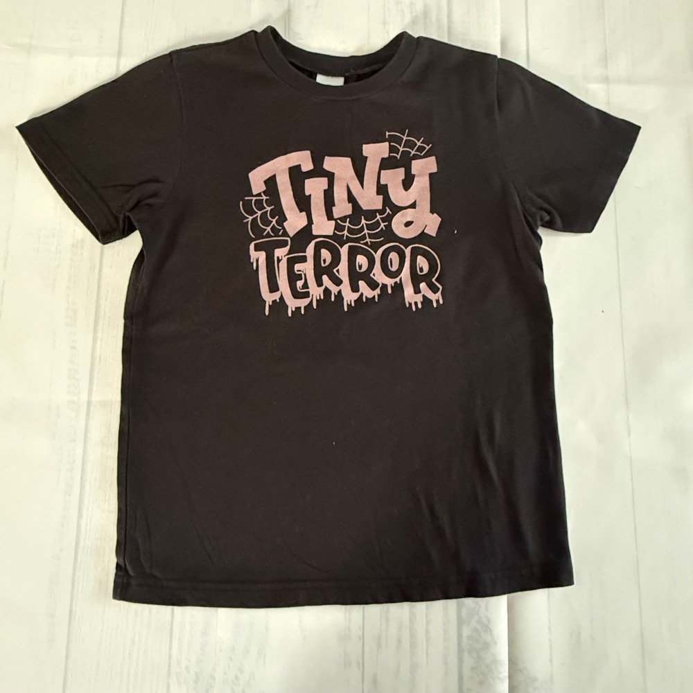 Kavio Tiny Terror Graphic Tee Black Rose Gold Spooky Halloween Kids Small 6-8